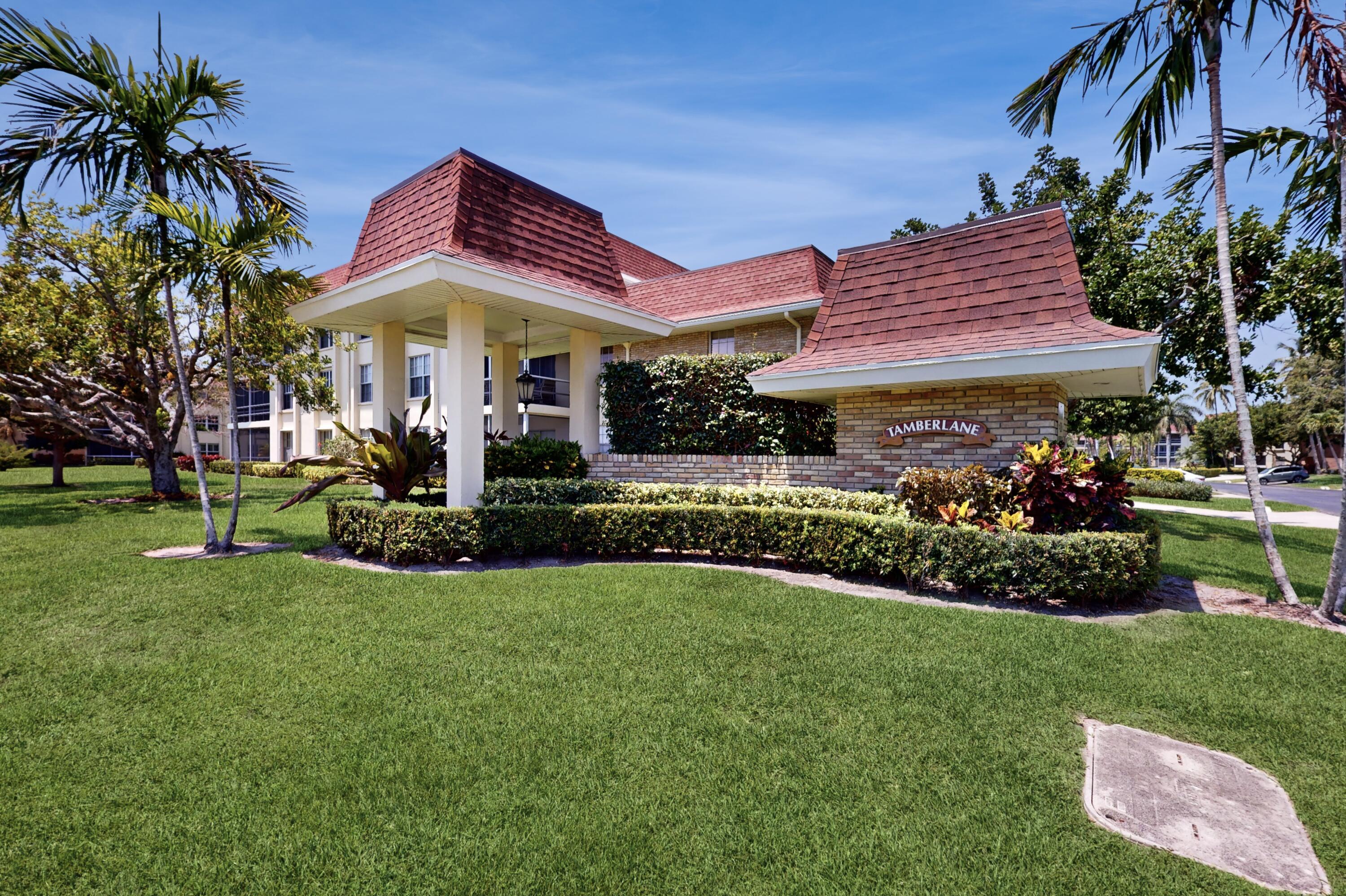 Palm Beach Gardens photo 1