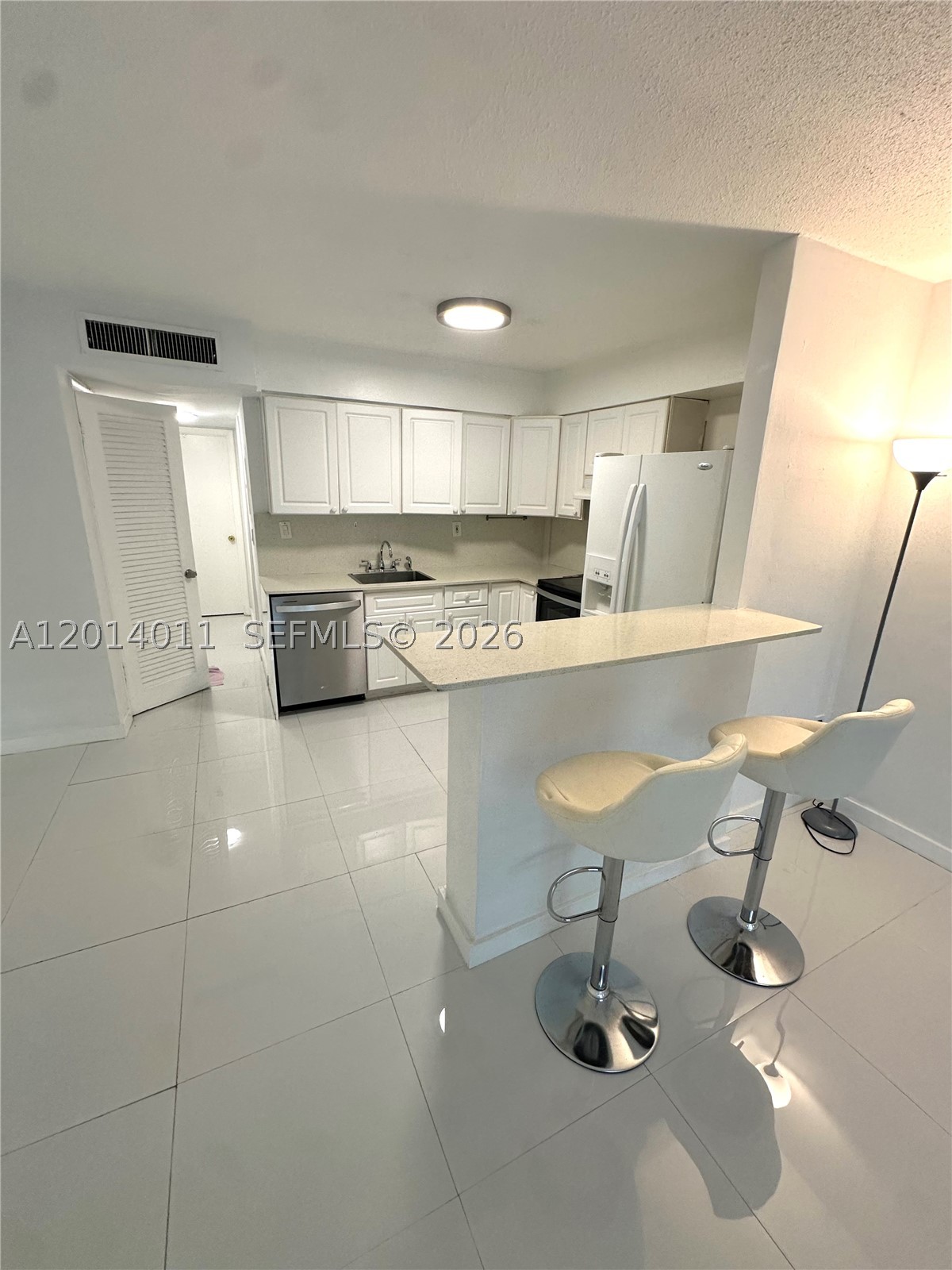 Bay Harbor Islands photo 2