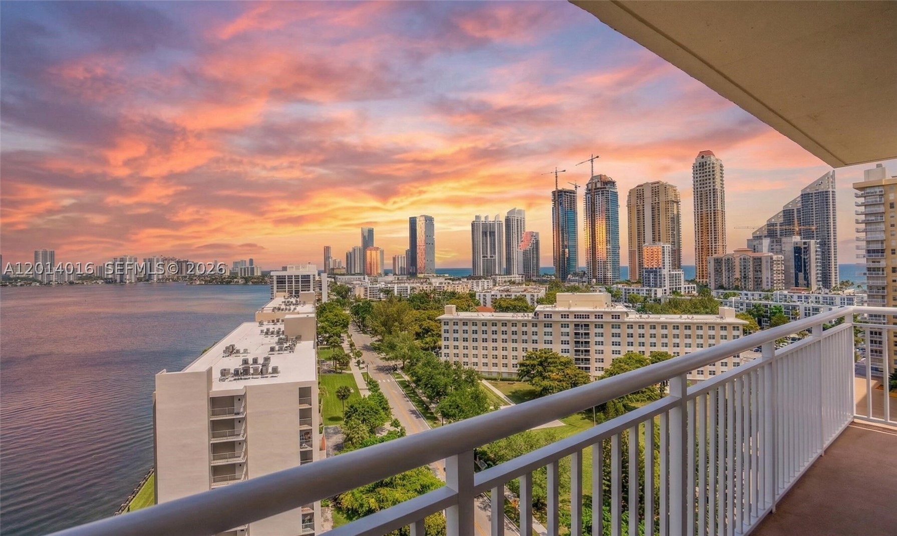 Sunny Isles Beach photo 1