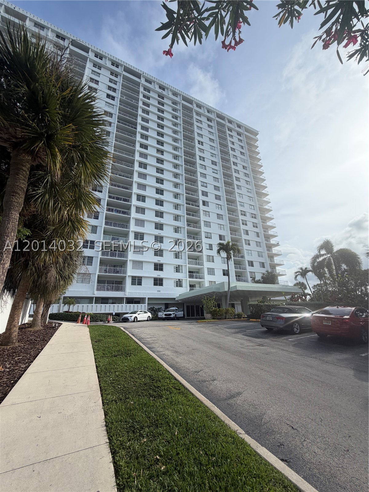 Sunny Isles Beach photo 1