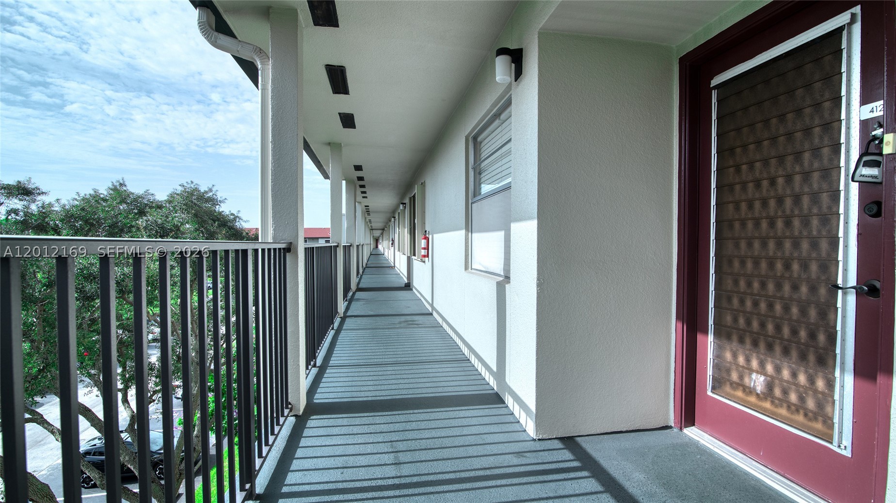 Pembroke Pines photo 3