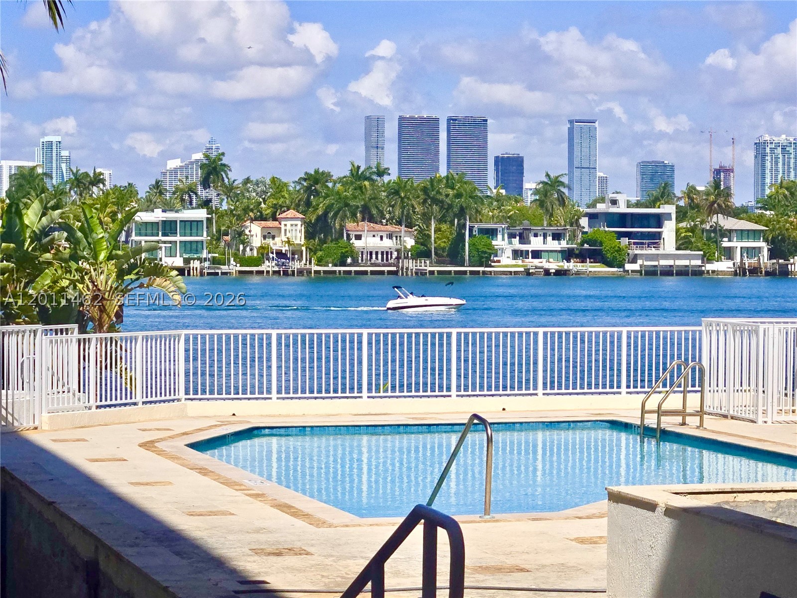 Miami Beach photo 2
