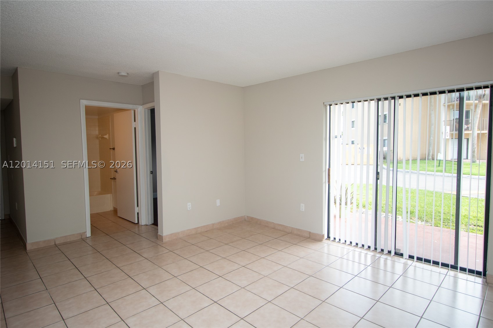 Pembroke Pines photo 4