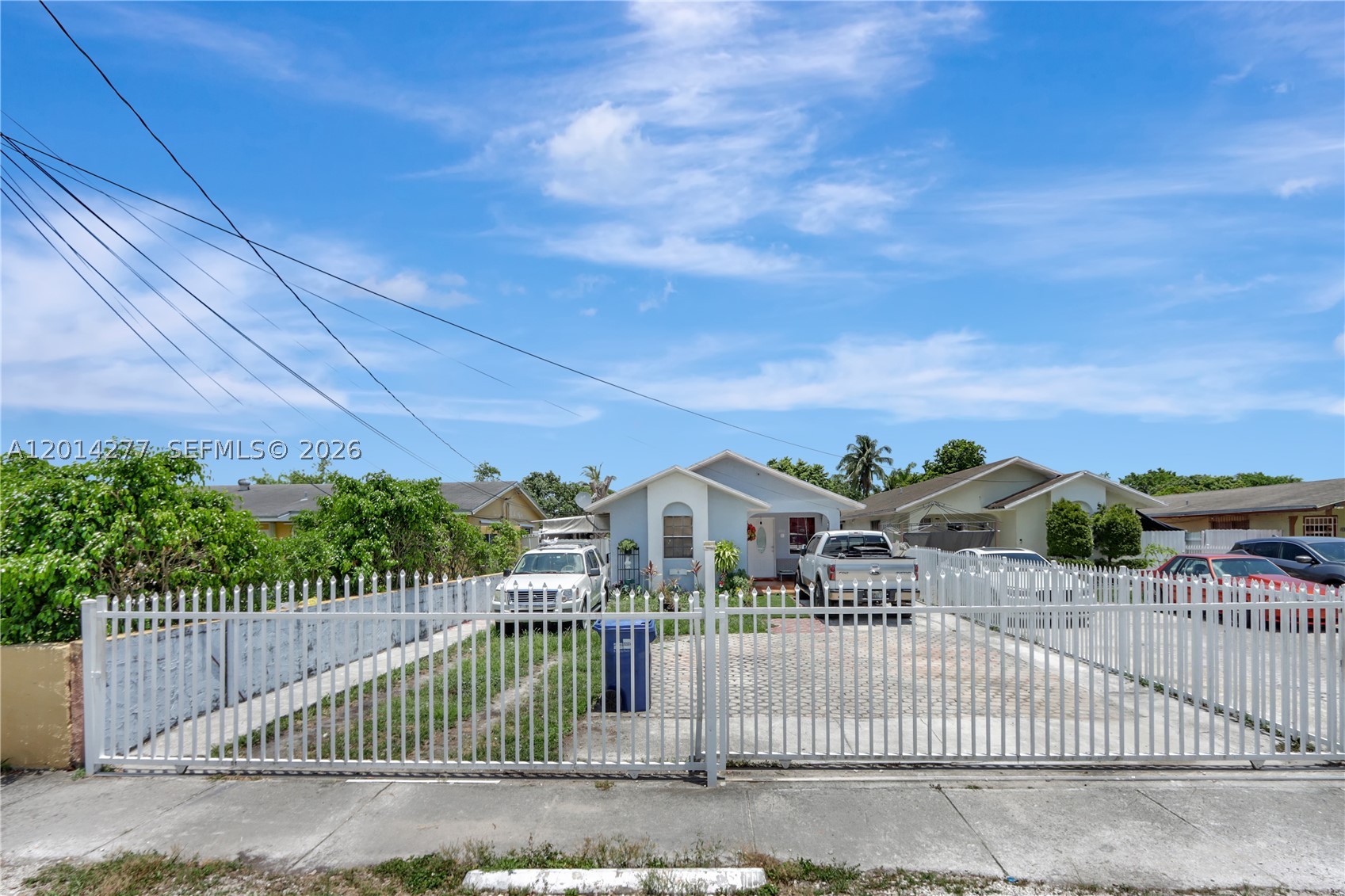 Miami Gardens photo 1