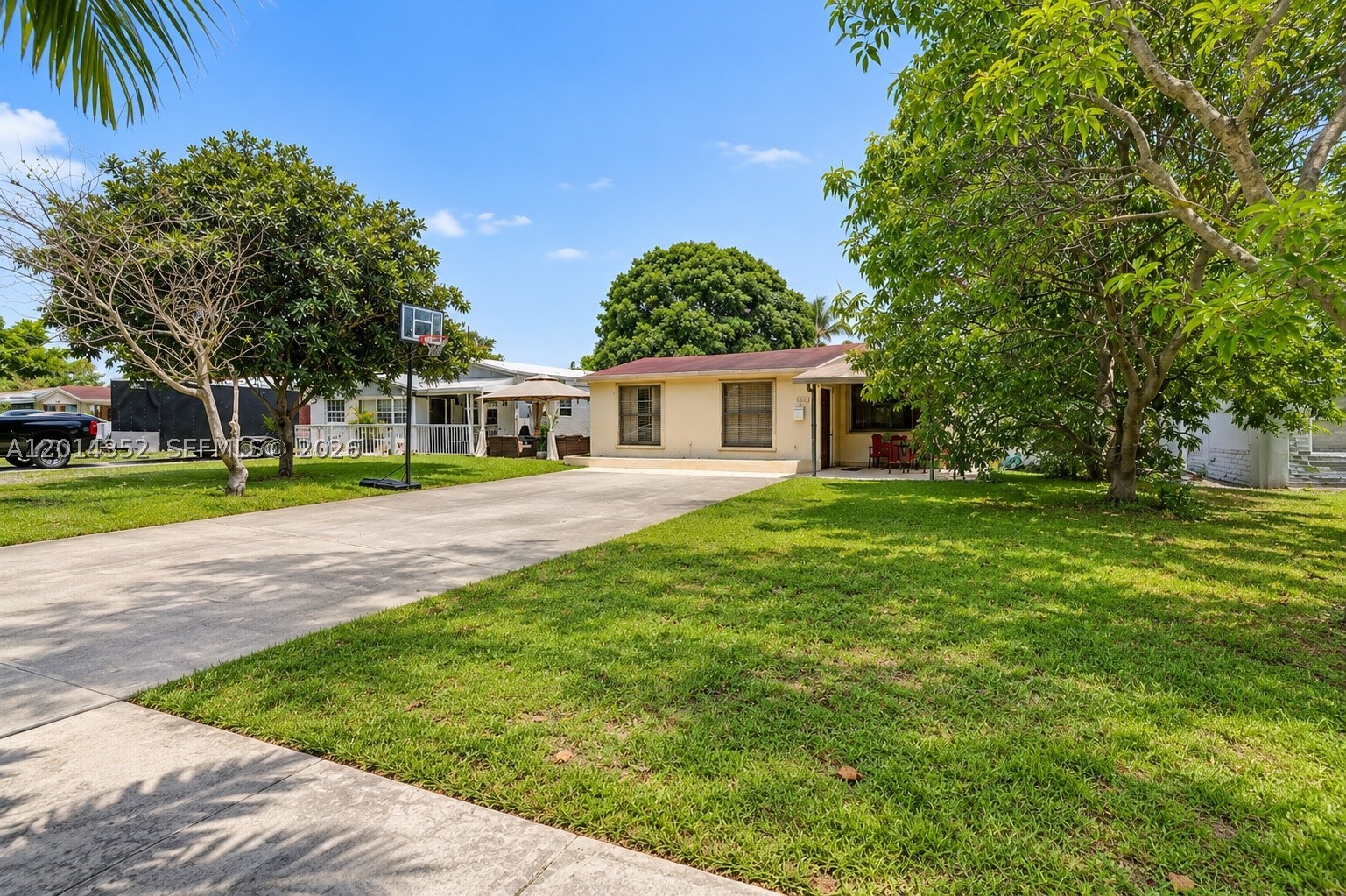 North Miami Beach photo 4