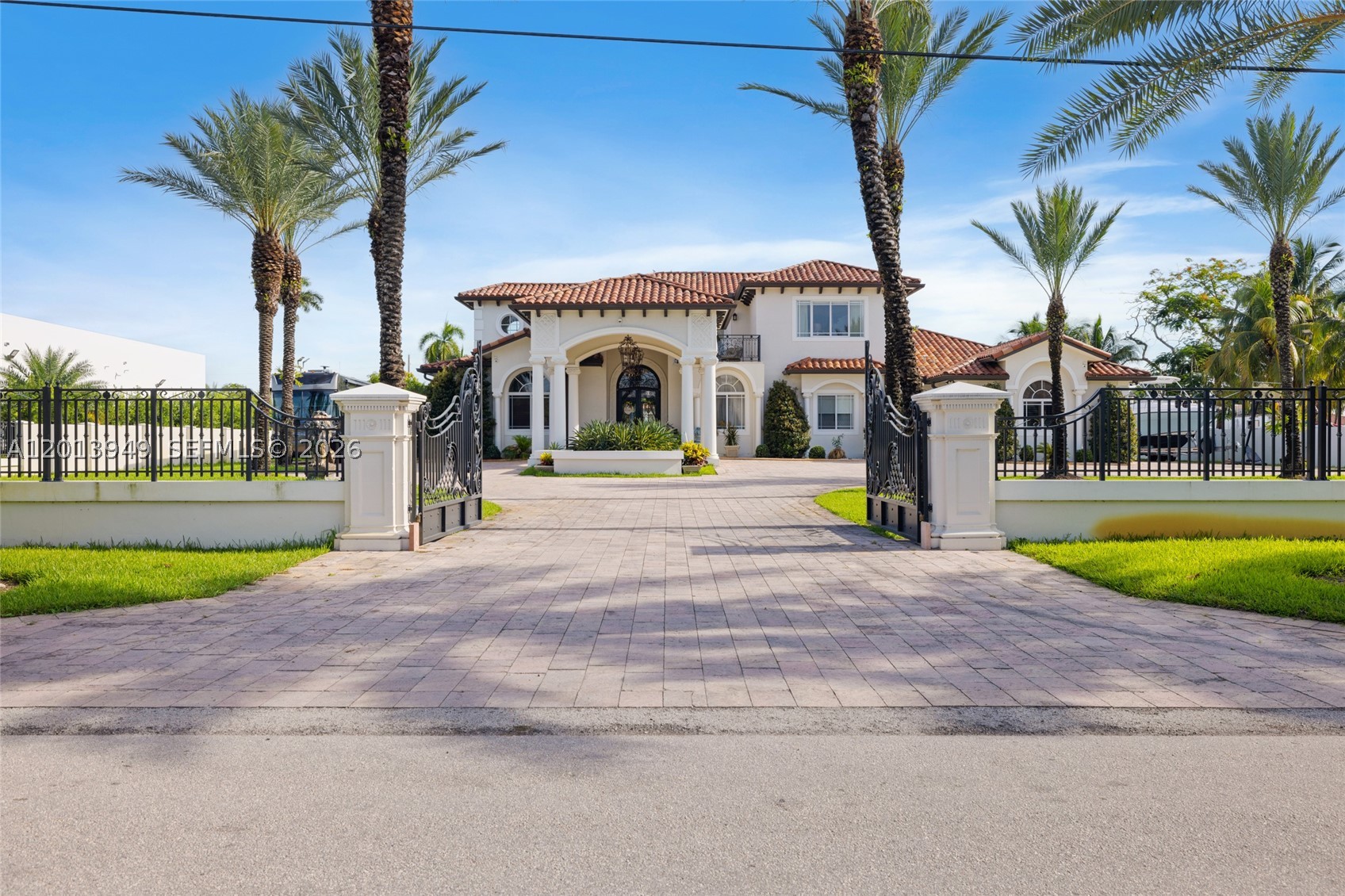 Hialeah Gardens photo 2