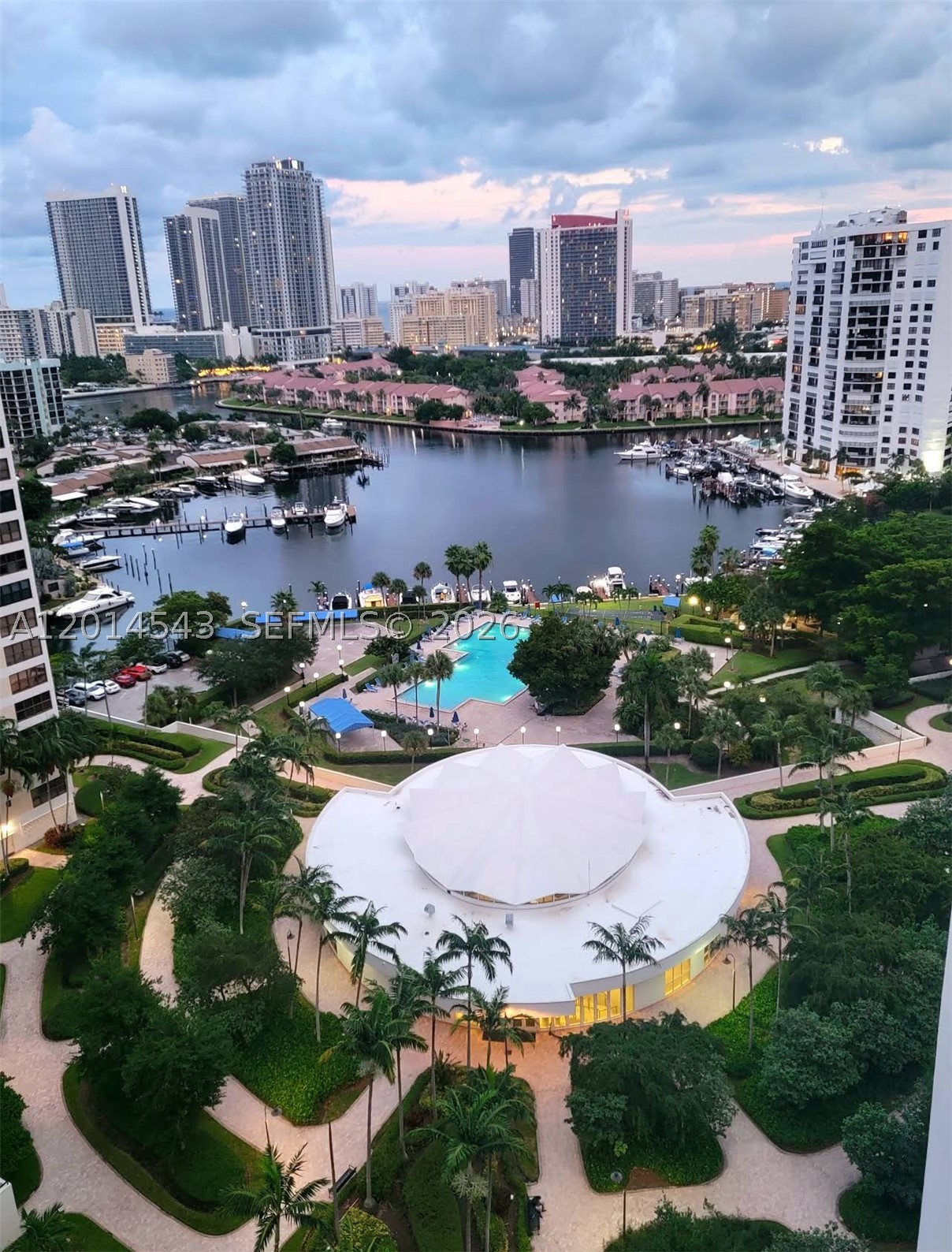 Hallandale Beach photo 4