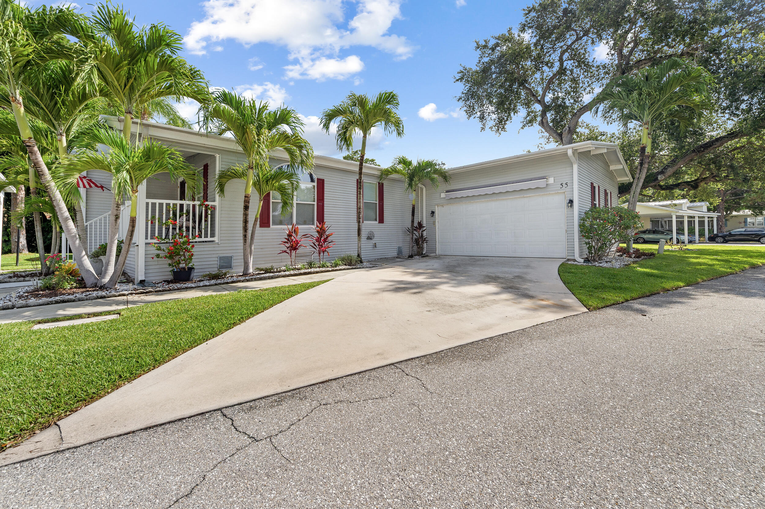 Palm Beach Gardens photo 1