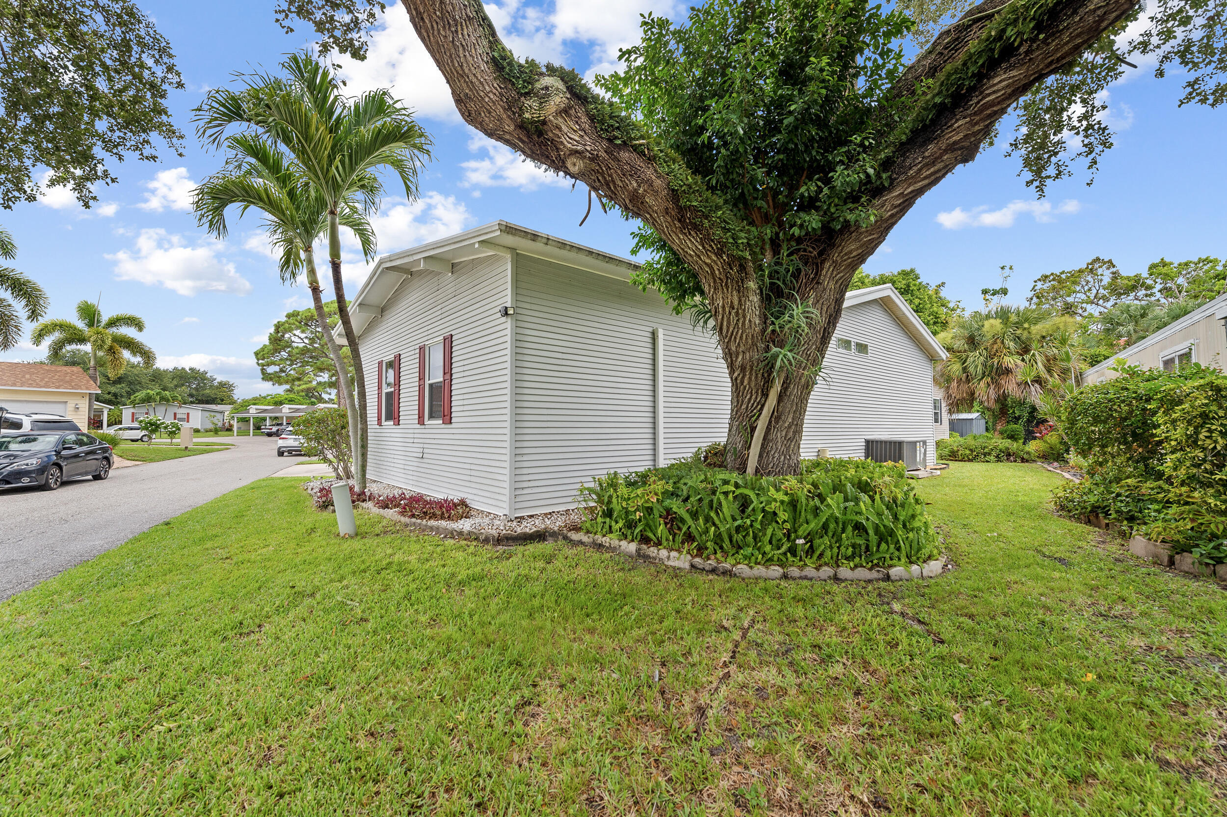 Palm Beach Gardens photo 5