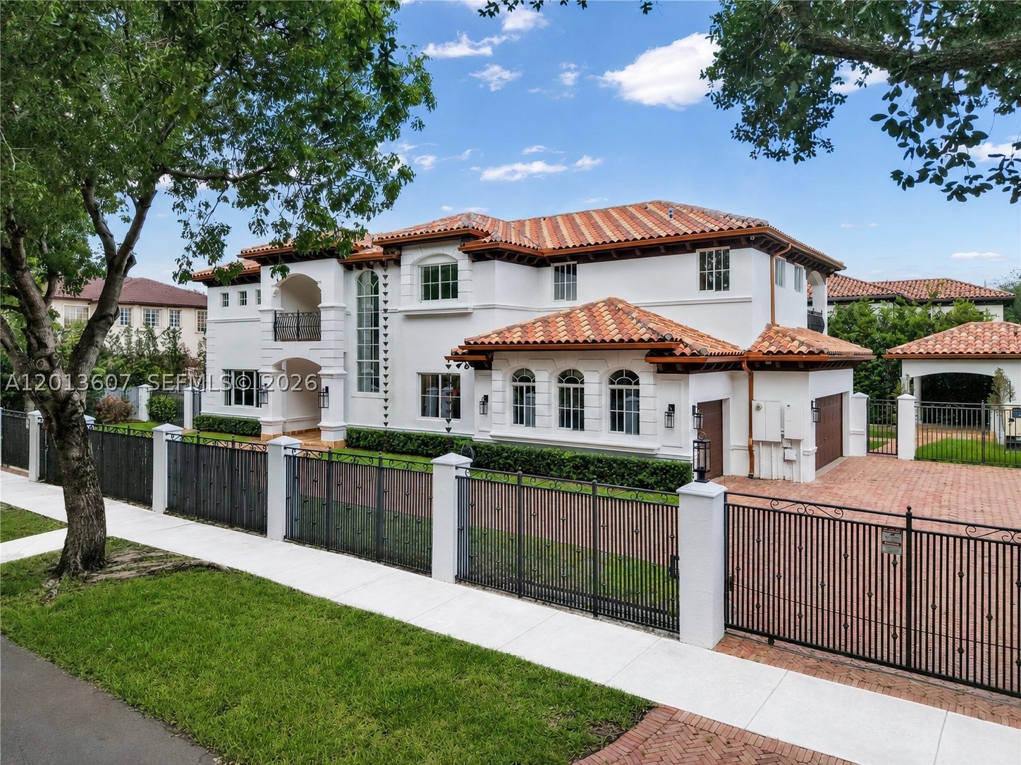 Miami Lakes photo 1