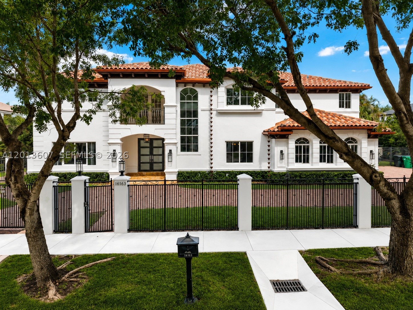 Miami Lakes photo 2