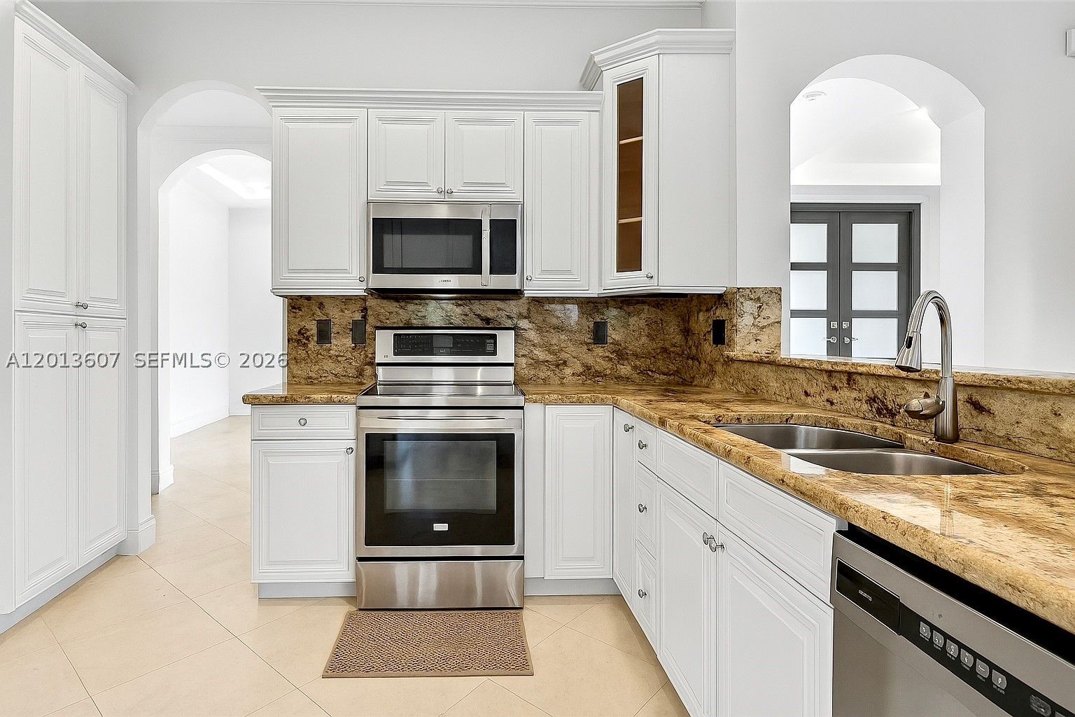 Miami Lakes photo 4