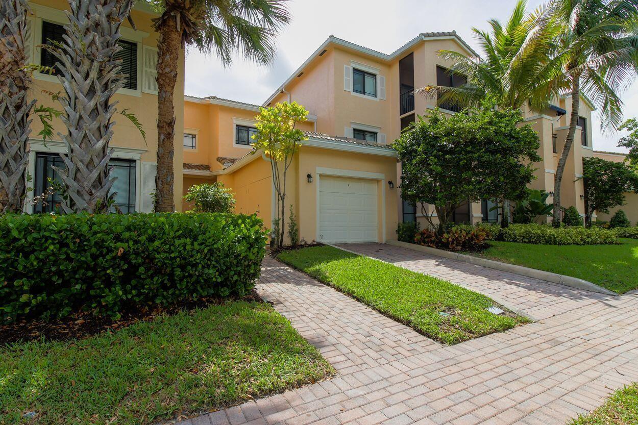Palm Beach Gardens photo 1
