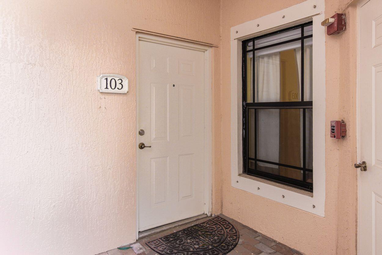 Palm Beach Gardens photo 4