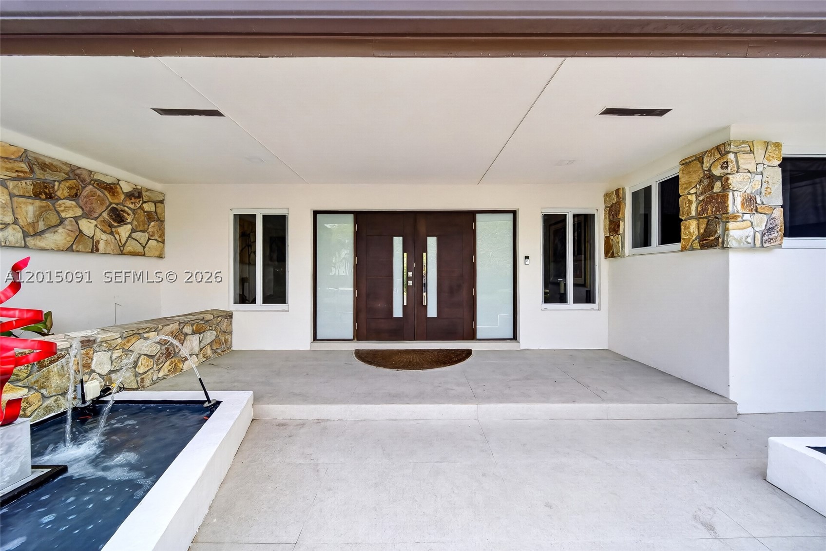 Pinecrest photo 5