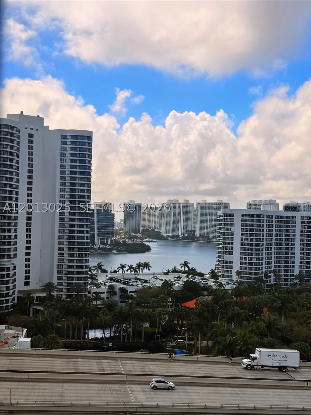 Aventura photo 1
