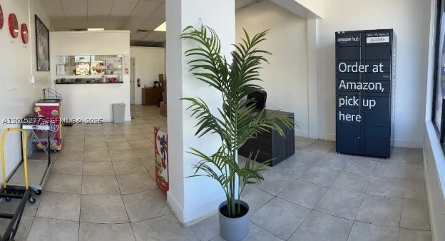 Hollywood photo 2