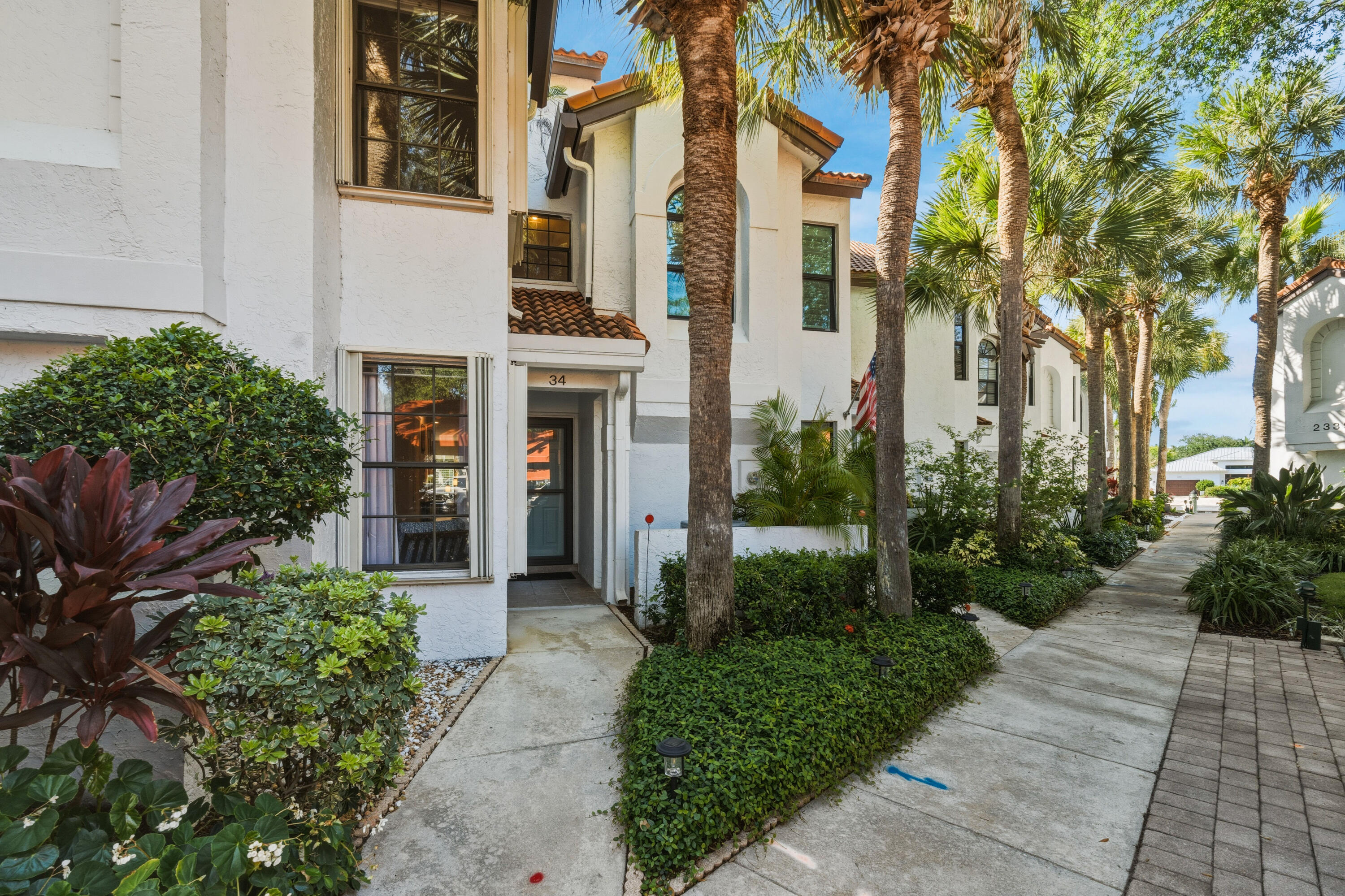 Palm Beach Gardens photo 3