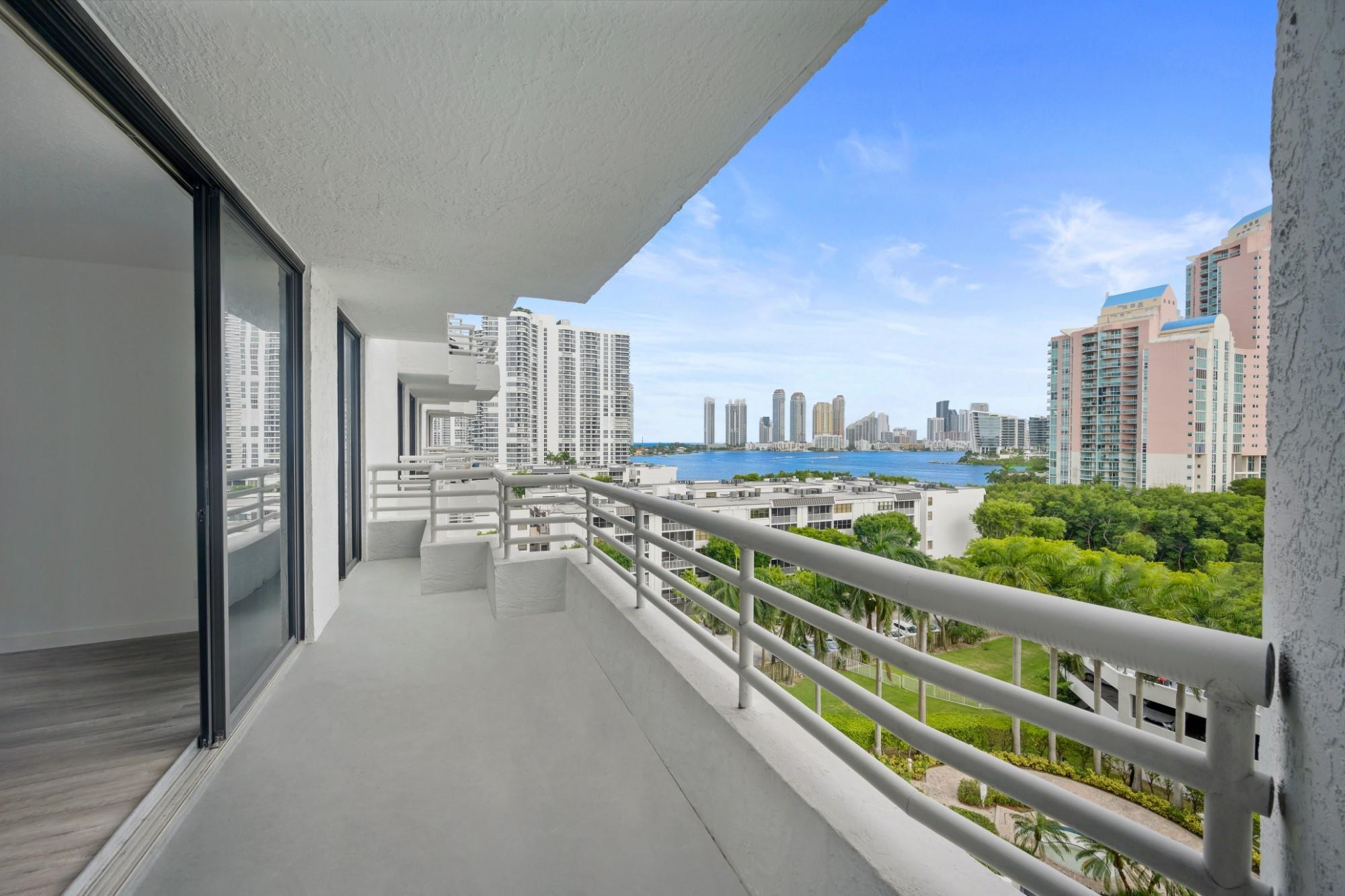 Aventura photo 4