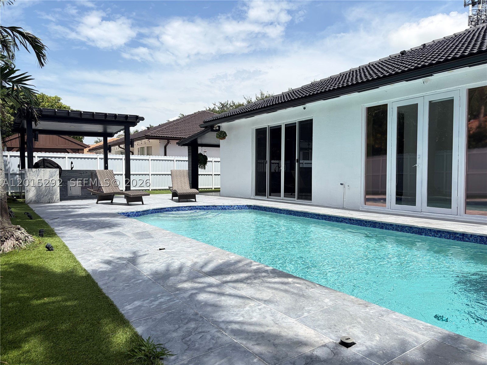 Miami Lakes photo 1