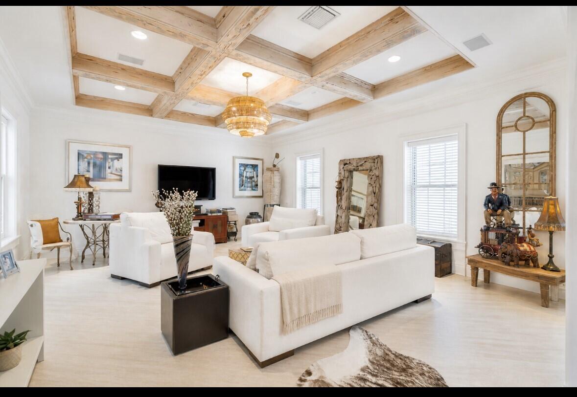 Palm Beach photo 2