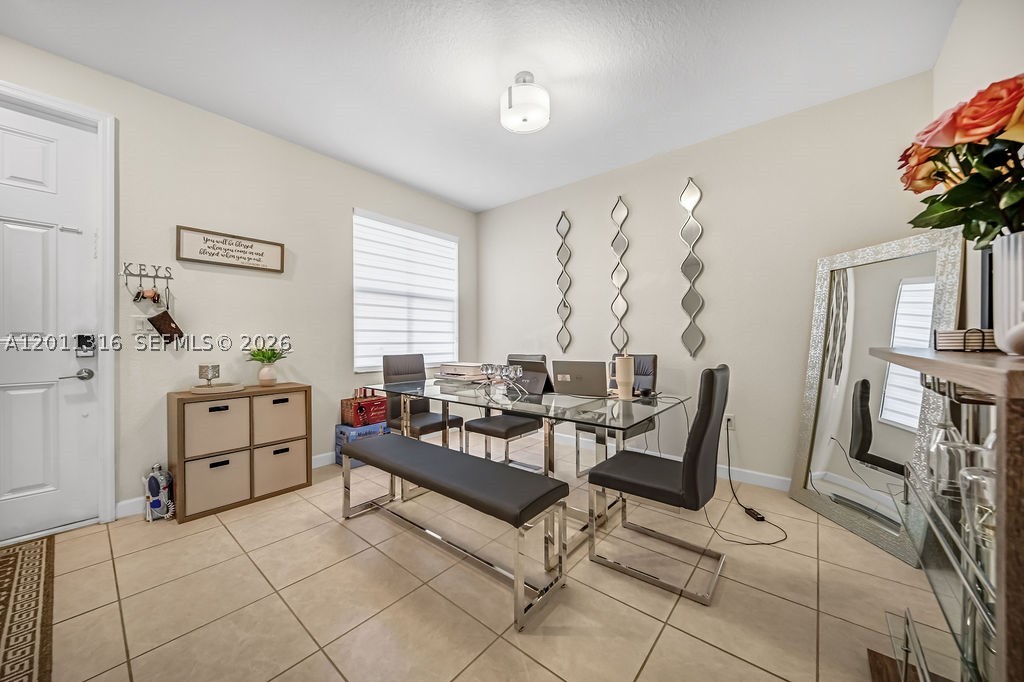 Miami Lakes photo 4