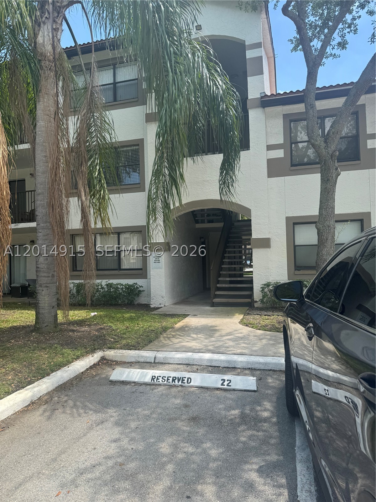 Hollywood photo 1
