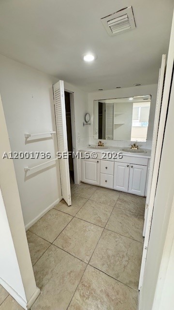 North Miami Beach photo 4