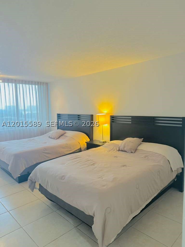 Sunny Isles Beach photo 2