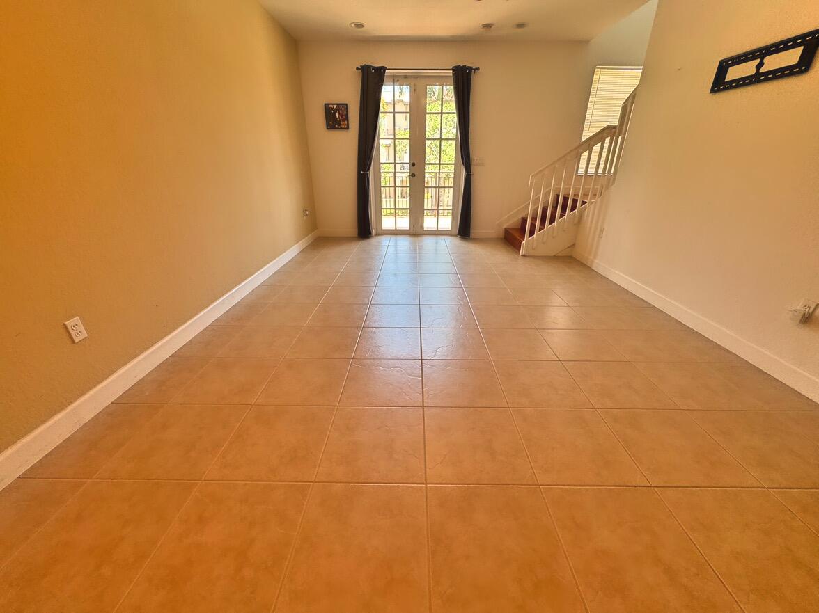 Pembroke Pines photo 5