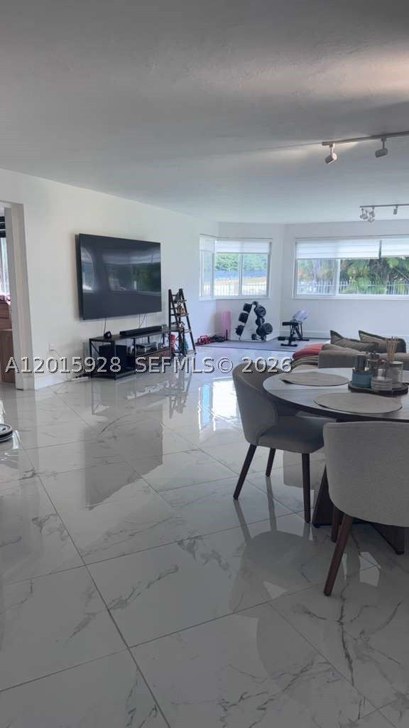 Miami photo 4