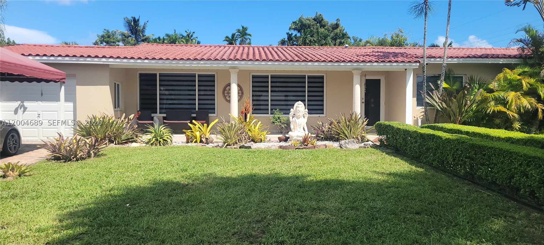 South Miami photo 2