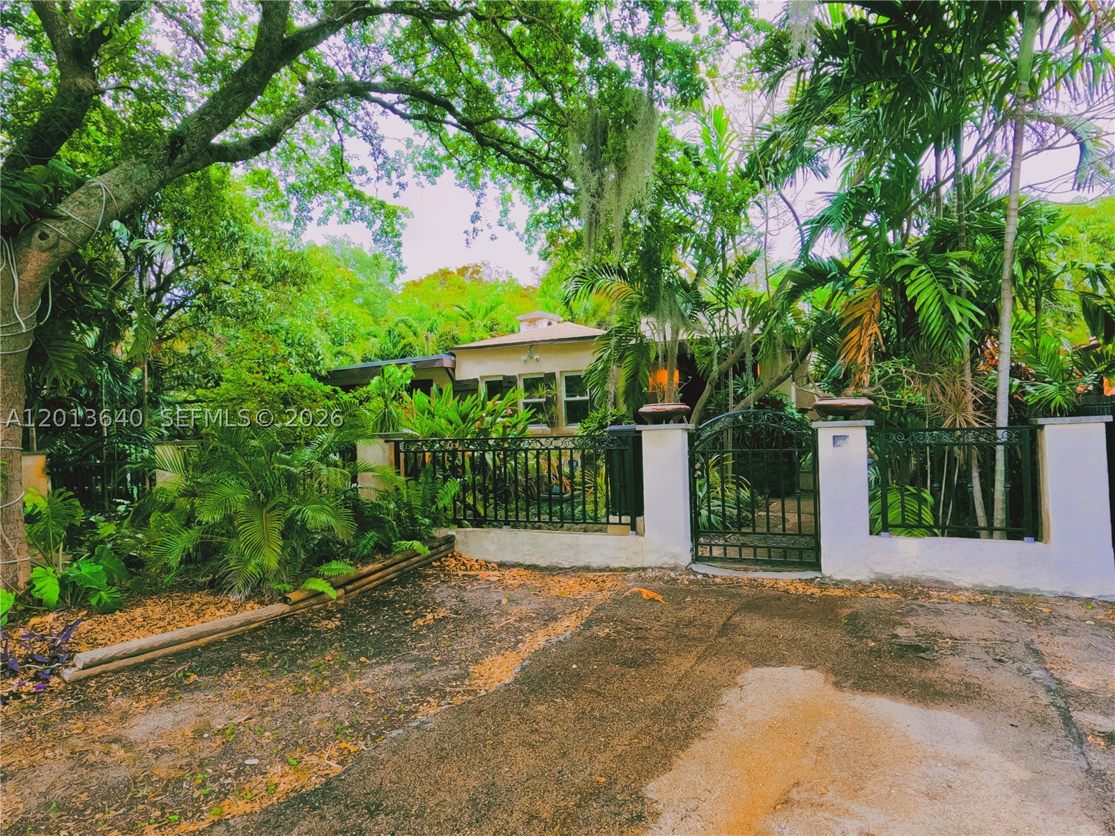 North Miami photo 2