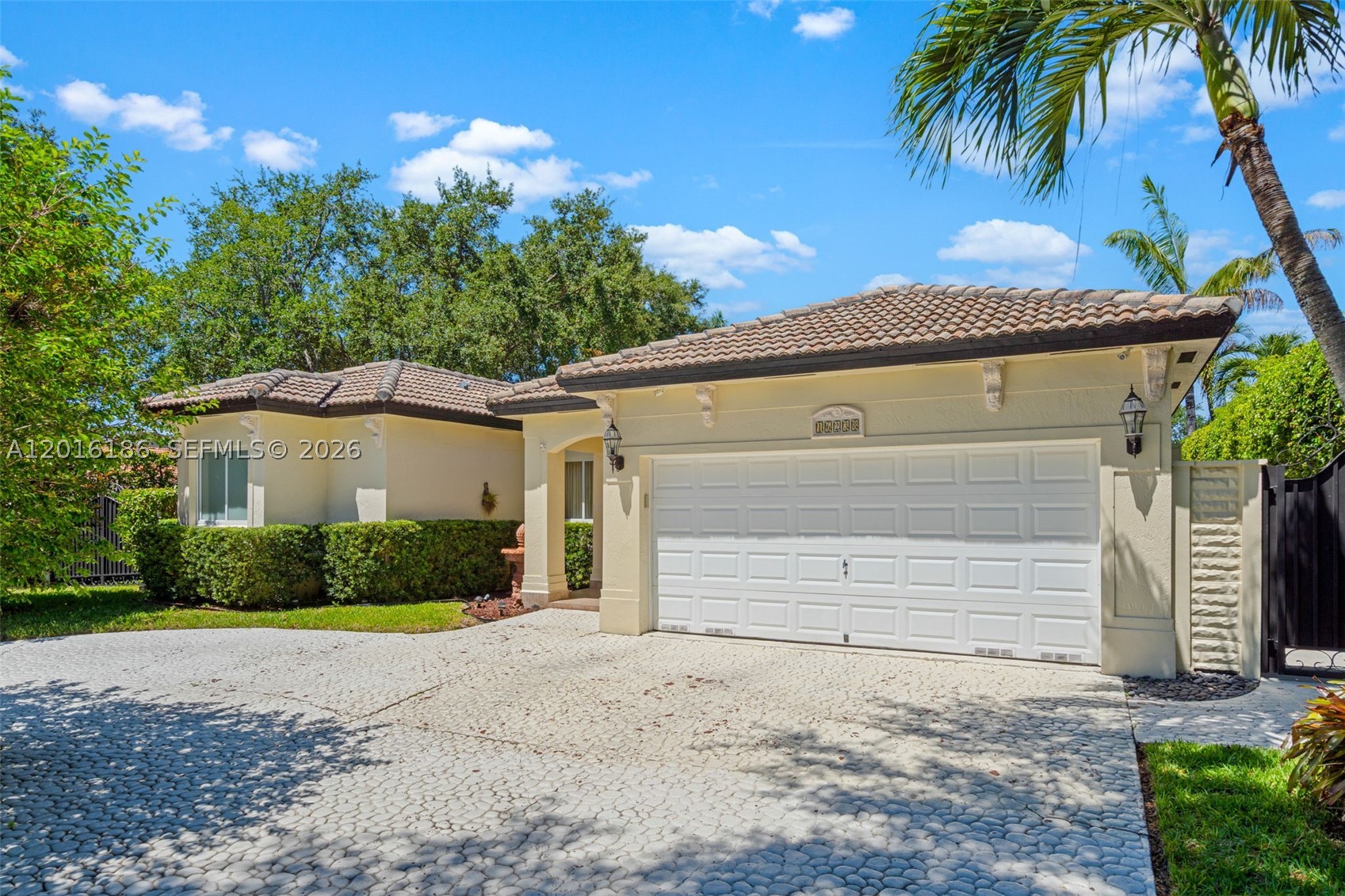 Miami Lakes photo 1
