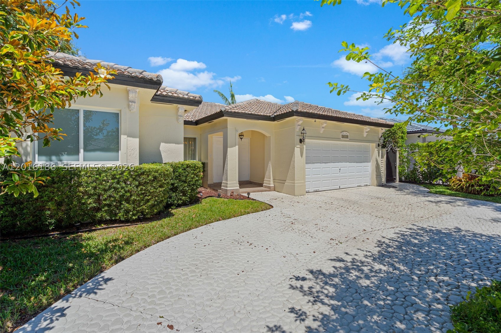 Miami Lakes photo 2