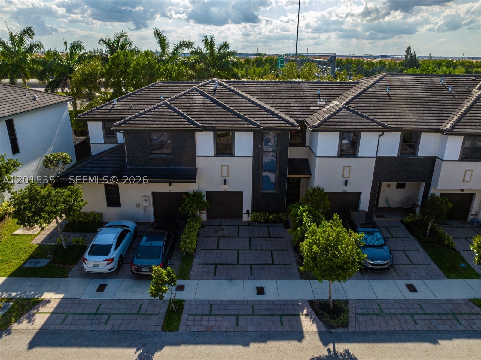 Miami Lakes photo 3