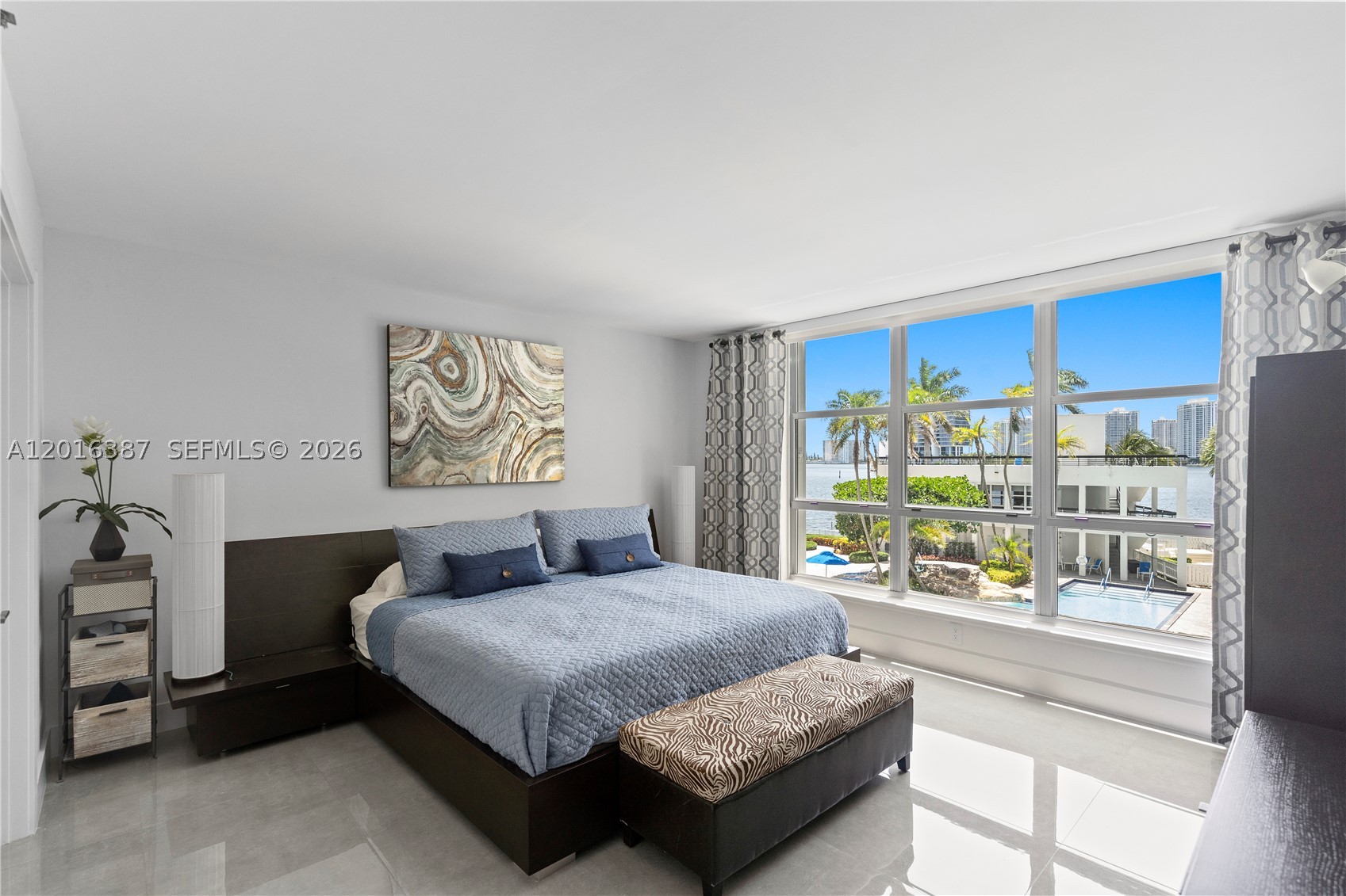 Aventura photo 4