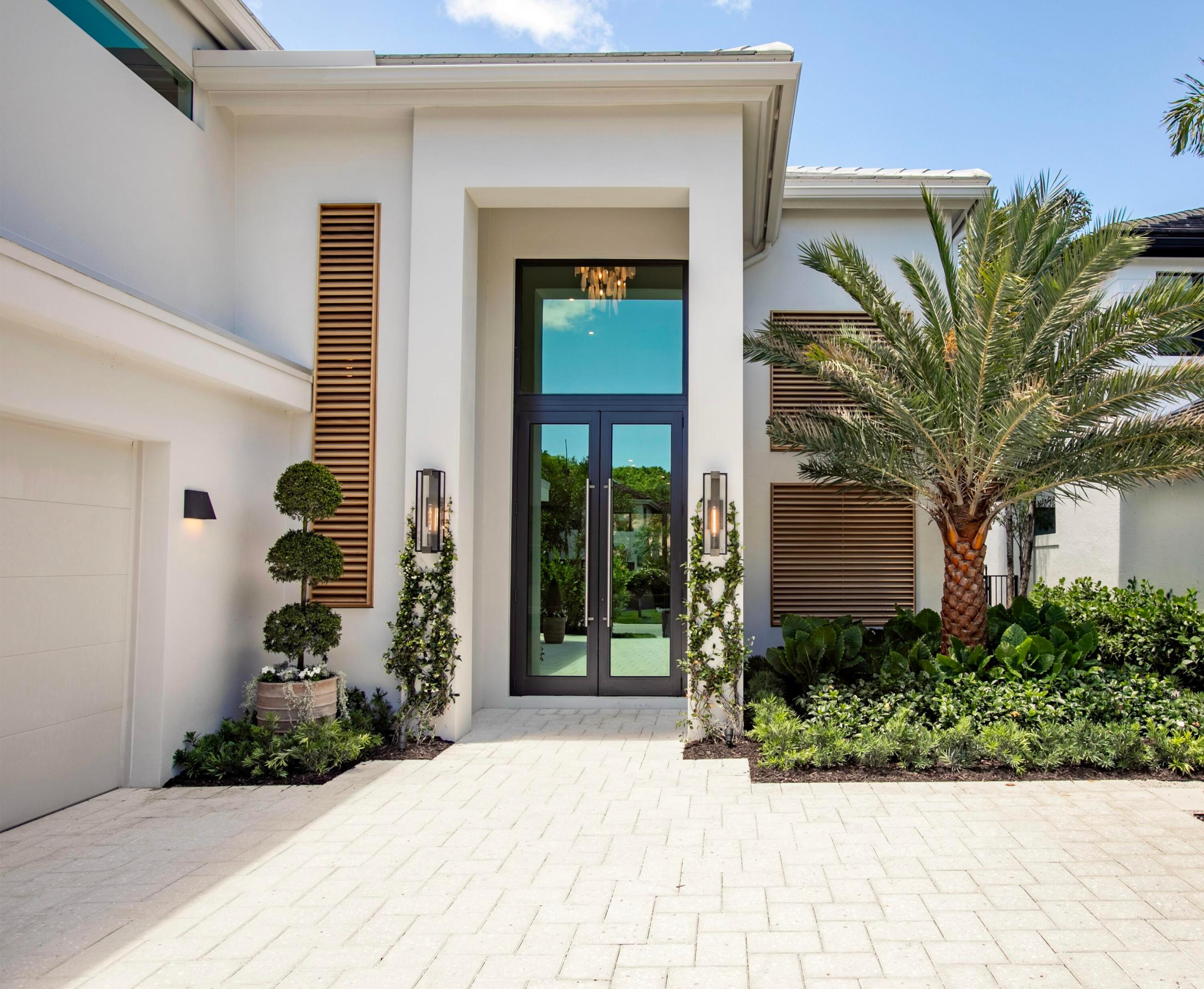 Palm Beach Gardens photo 1