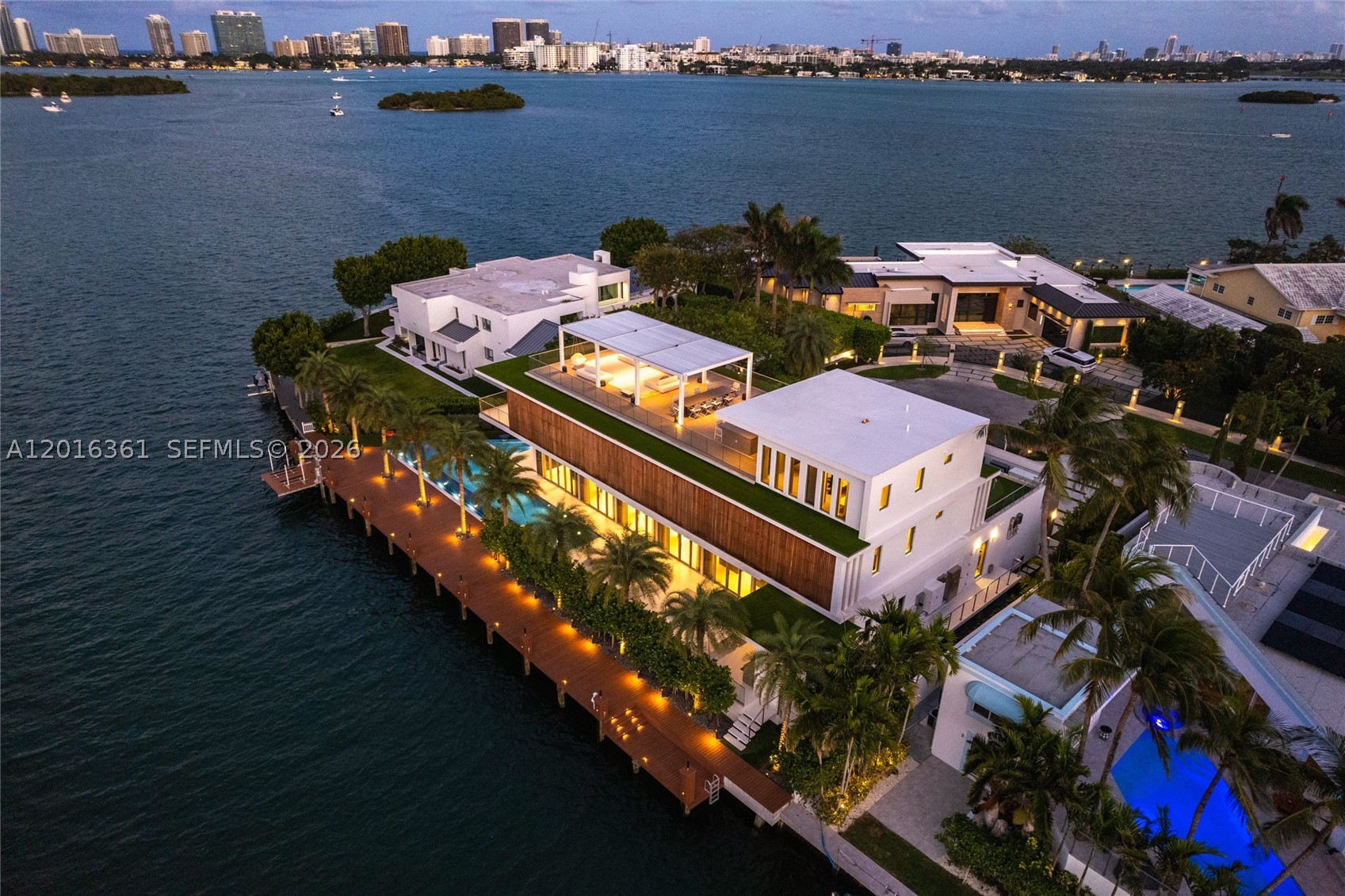 North Miami photo 2