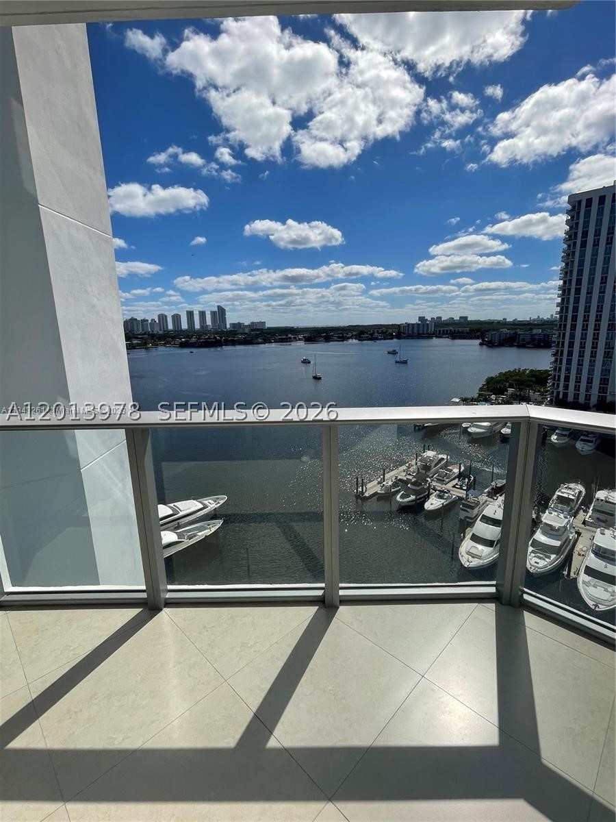 North Miami Beach photo 2