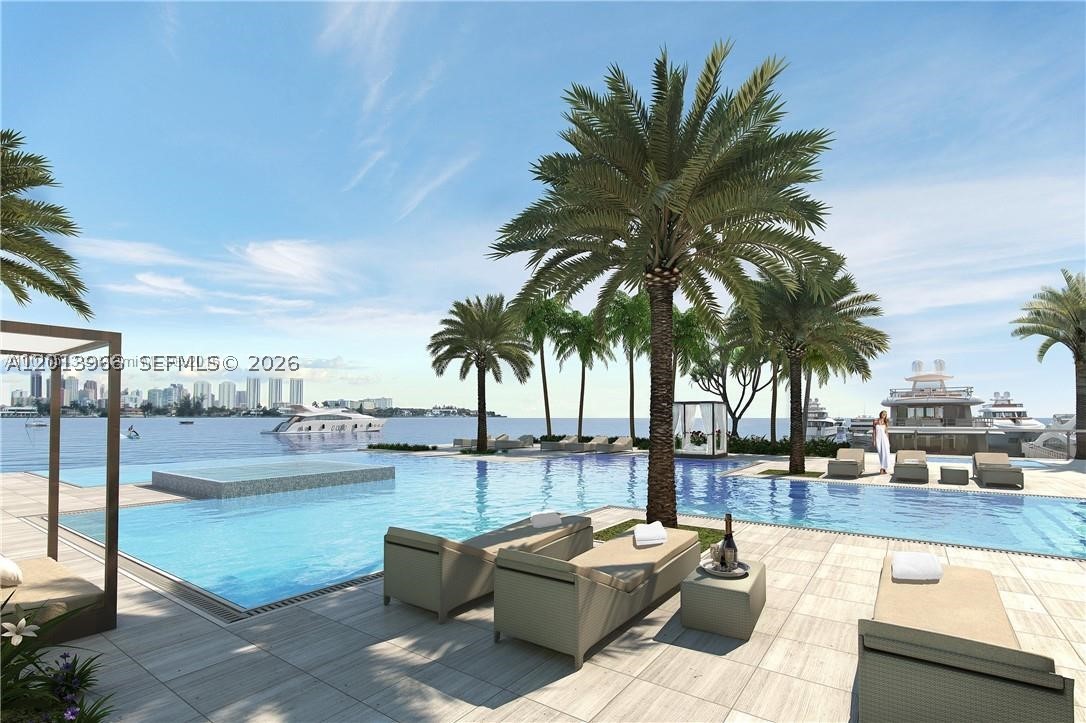 North Miami Beach photo 2