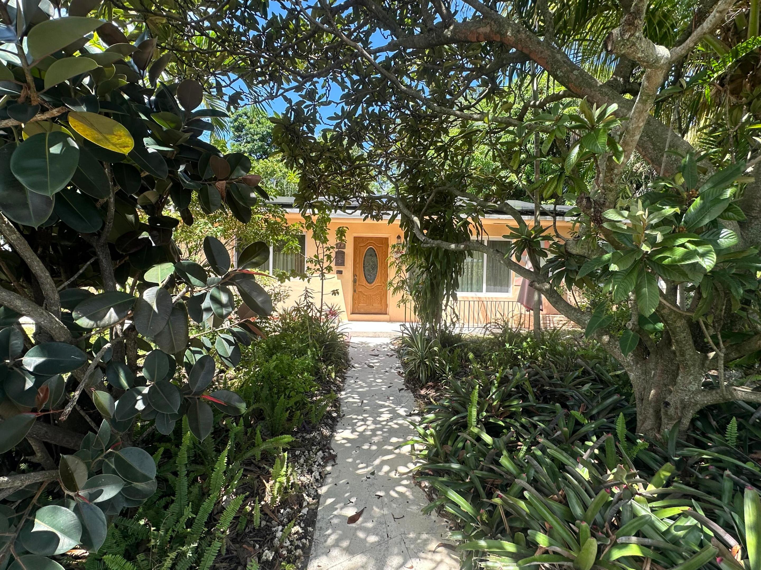 North Miami Beach photo 3