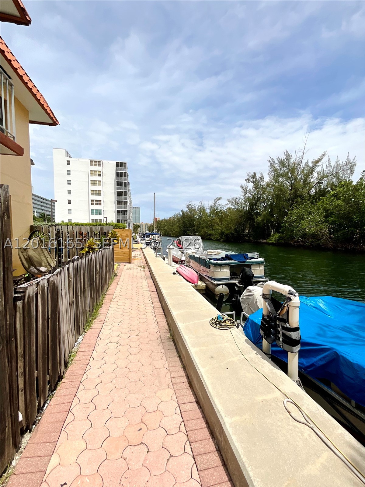 North Miami Beach photo 1