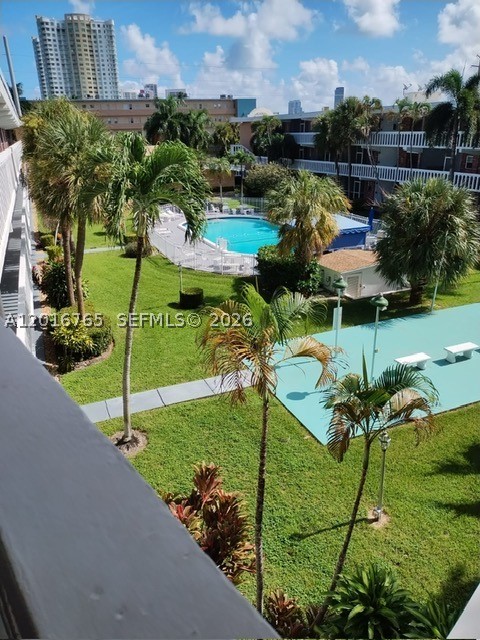 Hallandale Beach photo 1