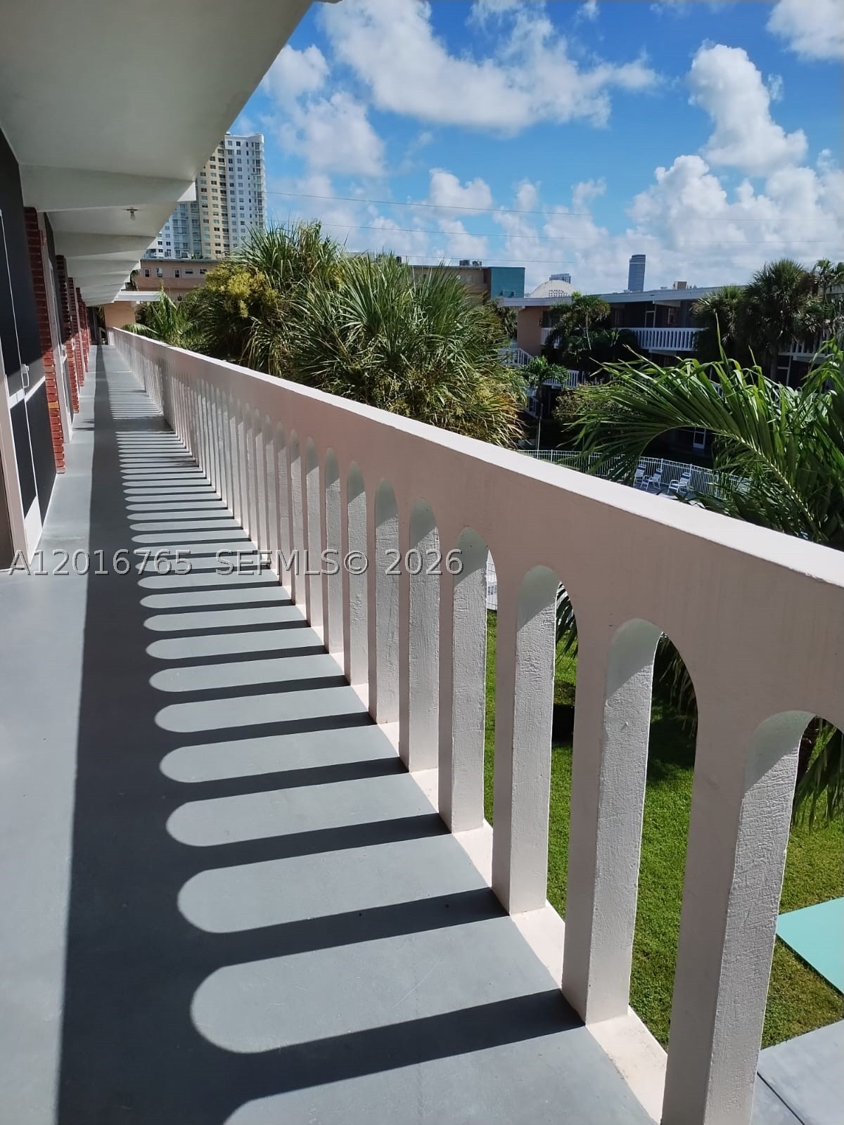 Hallandale Beach photo 3