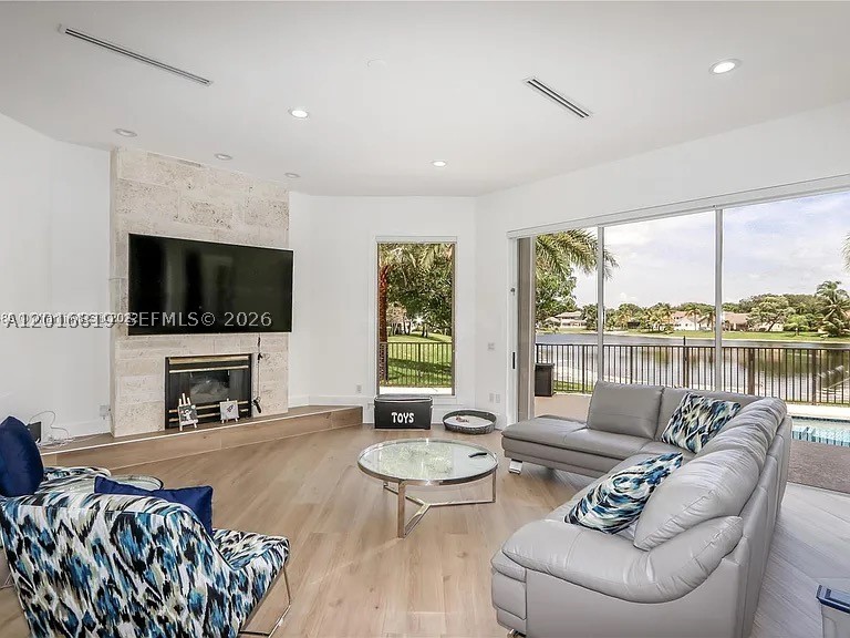 Miami Lakes photo 1