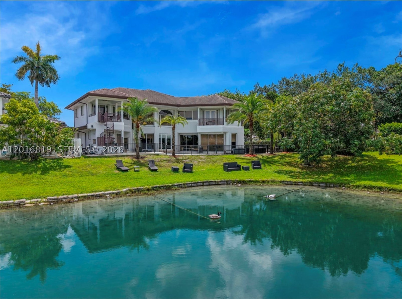 Miami Lakes photo 4