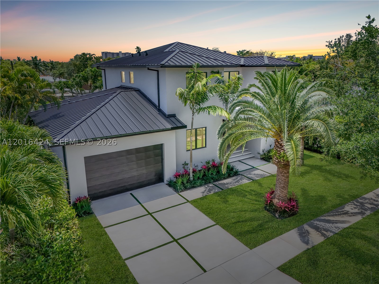 North Miami photo 2