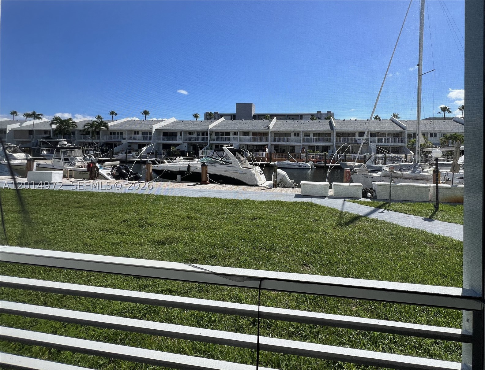 North Miami Beach photo 1