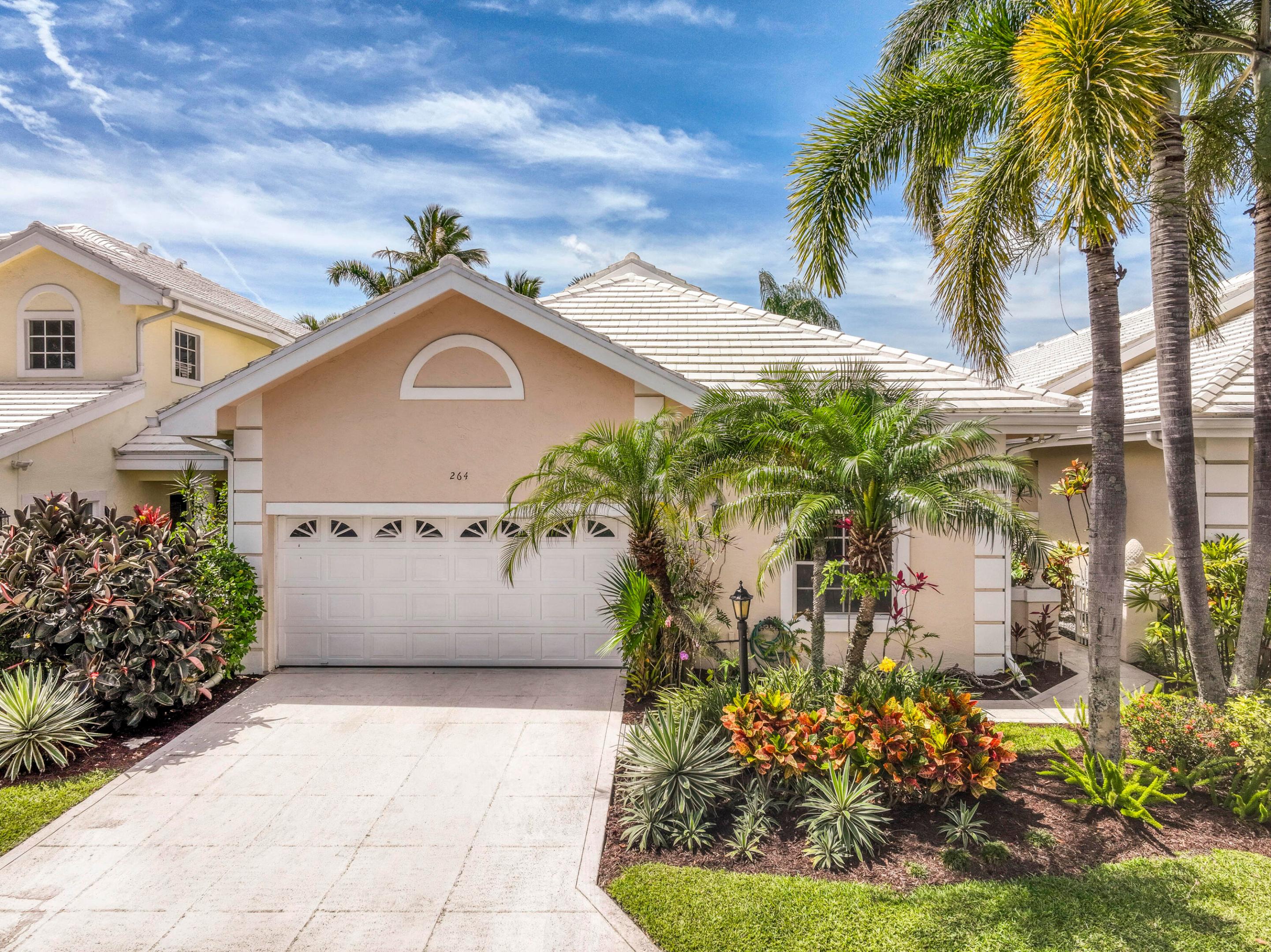 Palm Beach Gardens photo 3